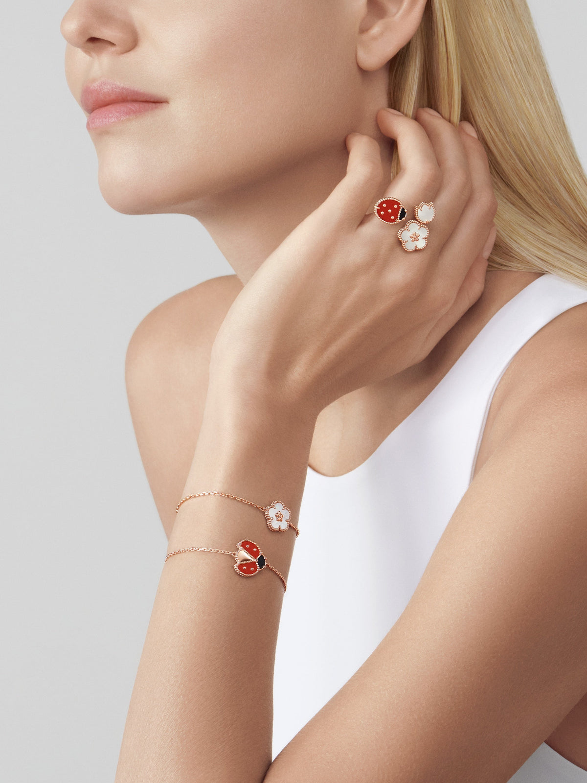 18K Van Cleef & Arpels Lucky Spring Plum Blossom Bracelet