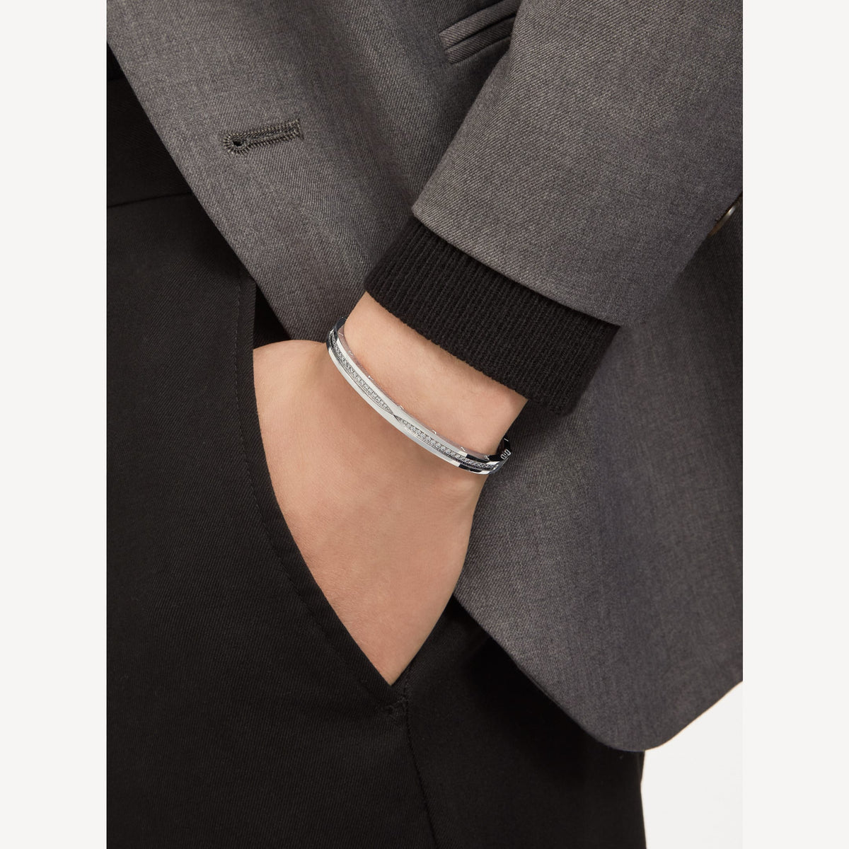 18K BVLGARI B.ZERO1 Bangle Bracelet