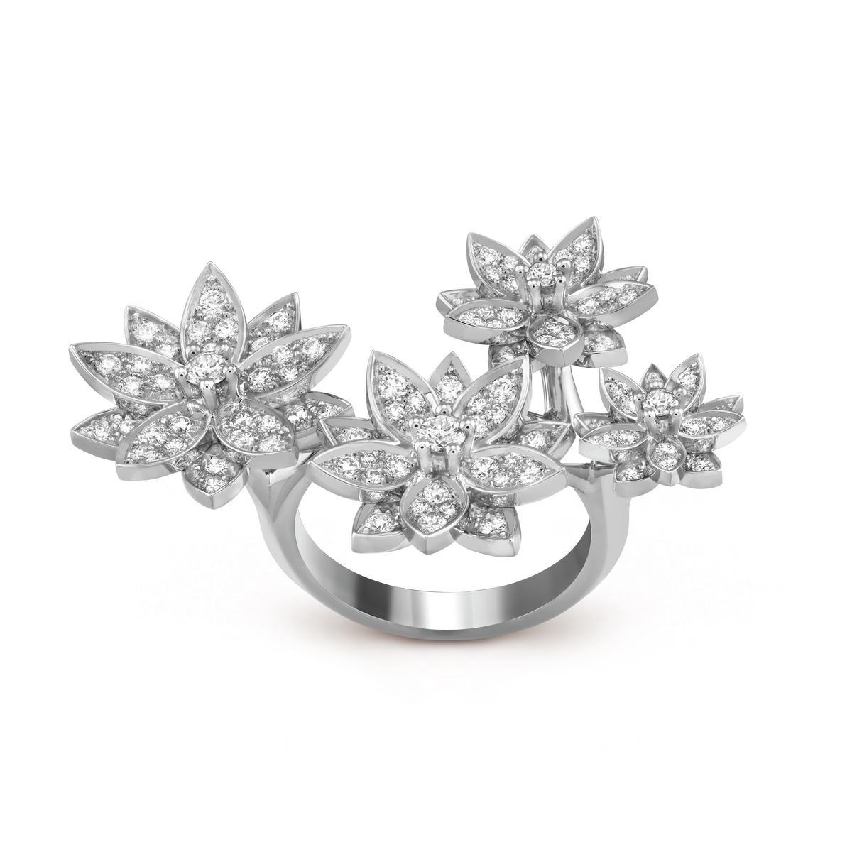 18K Van Cleef & Arpels Lotus Between the Finger 4 Flowers Ring