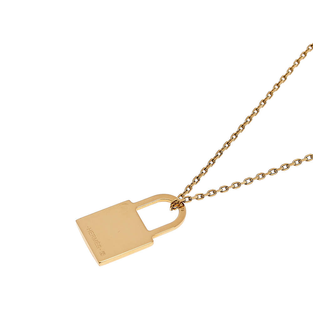 18K O'Kelly Pendant Hermès Necklace
