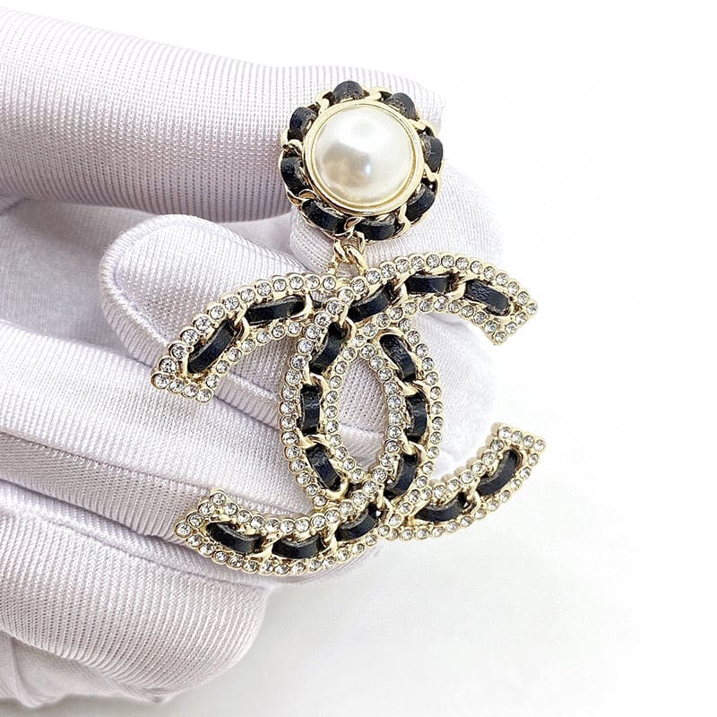 18K Chanel Pearl Drop Earrings
