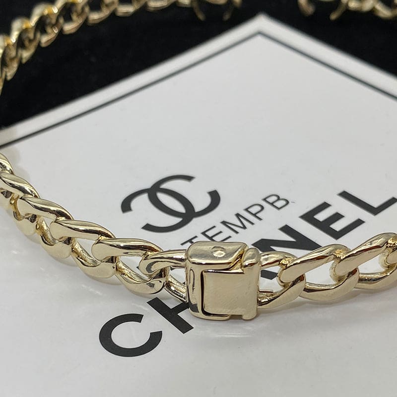 18K Interlocking Chanel Cuff Logo Choker Necklaces