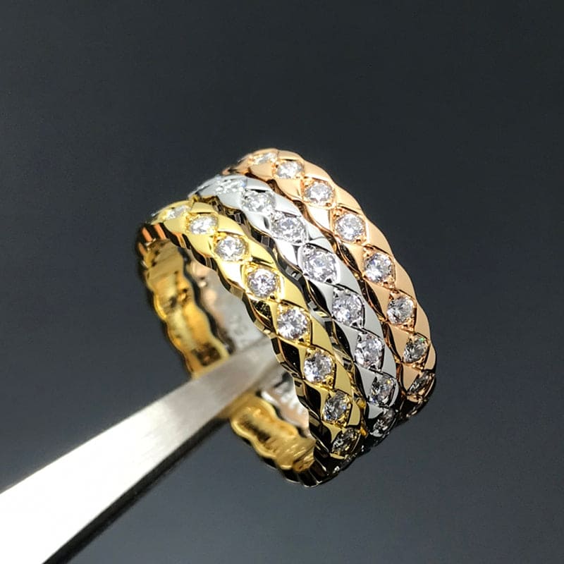 18K Chanel Coco Crush Mini Diamonds Ring