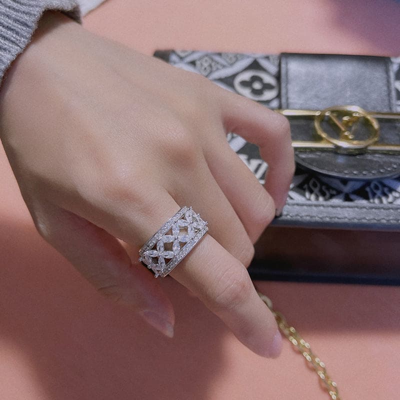 18K Tiffany & Co. Victoria Ring