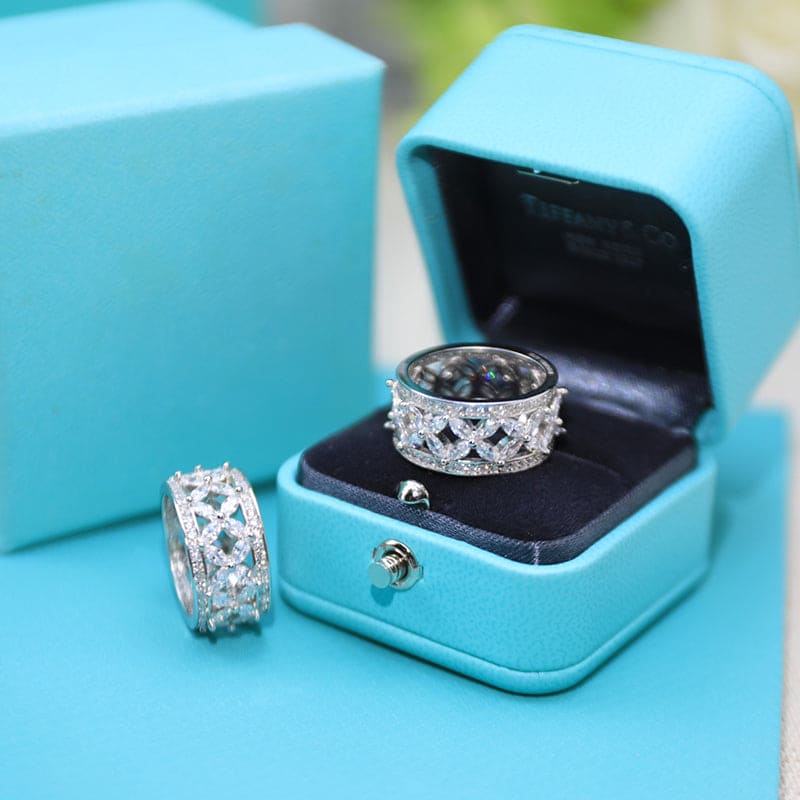 18K Tiffany & Co. Victoria Ring