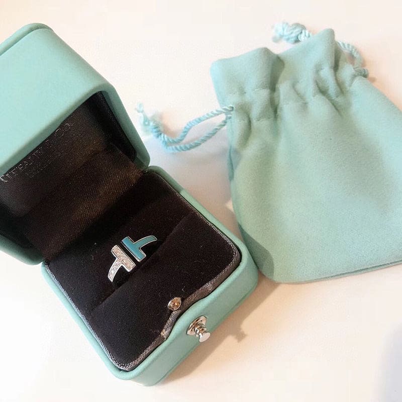 18K Tiffany & Co. Diamond & Turquoise Wire Ring