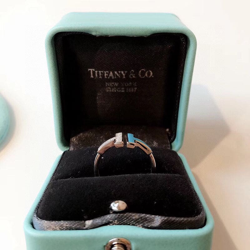 18K Tiffany & Co. Diamond & Turquoise Wire Ring