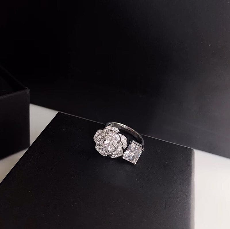 18K Chanel Diamond Camelia Ring