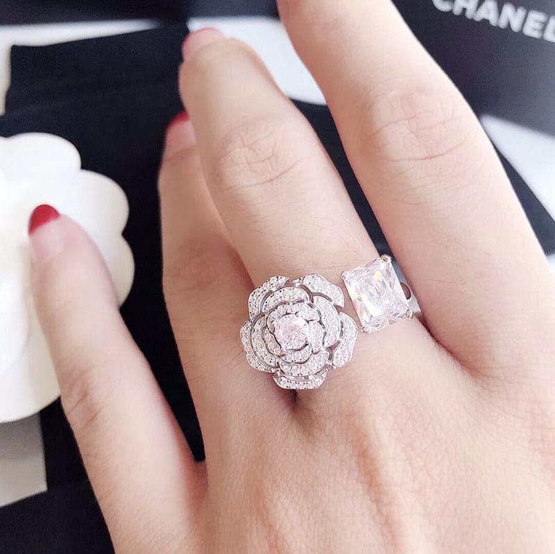 18K Chanel Diamond Camelia Ring