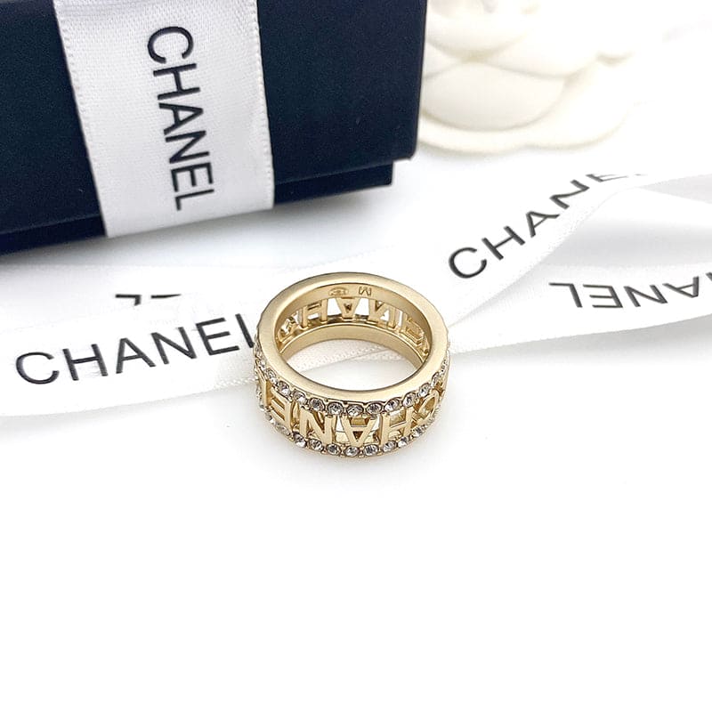 18K Chanel Diamond Ring