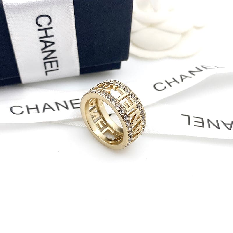 18K Chanel Diamond Ring