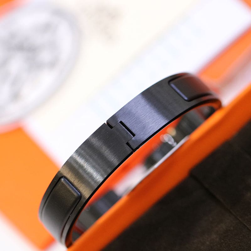 Hermès Clic HH So Black Bracelet