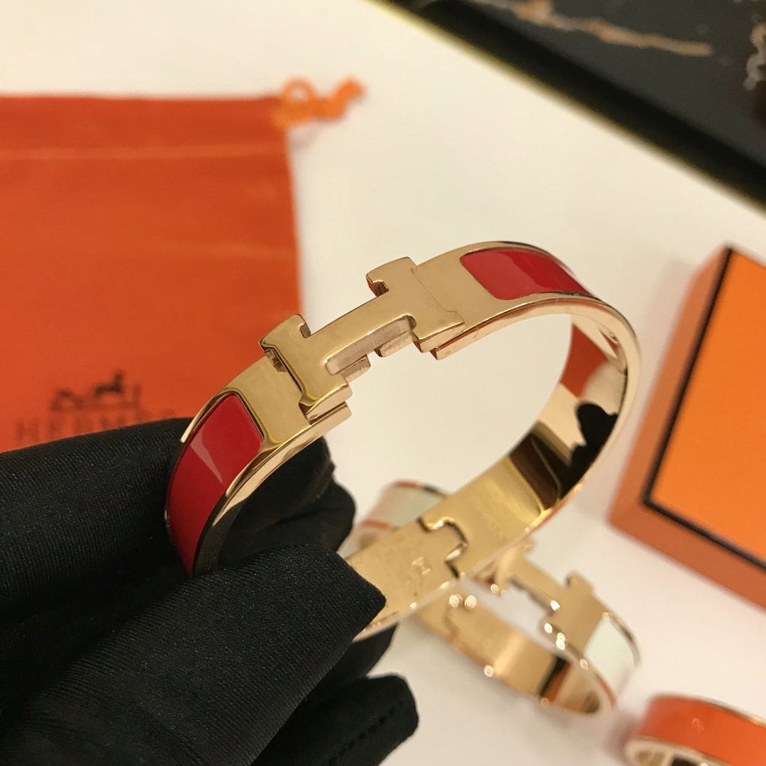18K Clic Hermès Red Bracelet