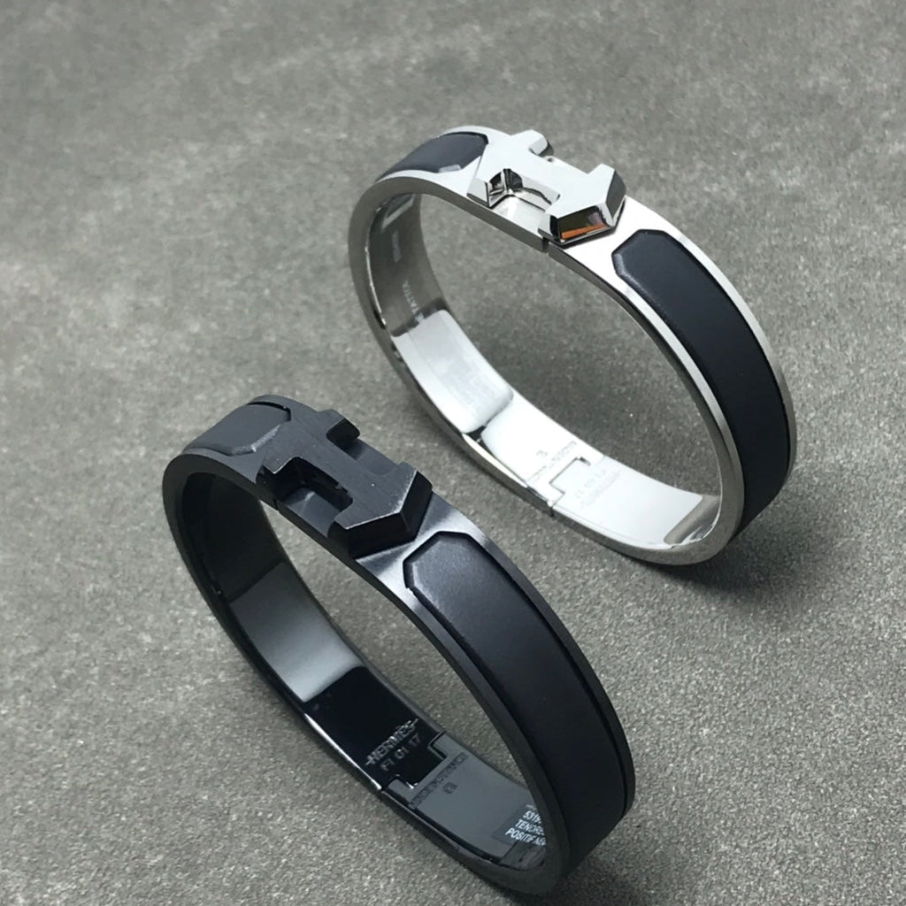 18K Super Hermès Black Bracelet