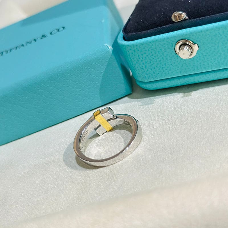 18K Tiffany & Co. Edge Bypass Ring