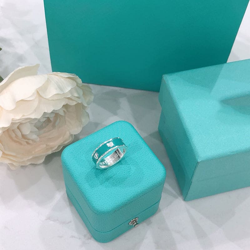 18K Tiffany & Co. Love Heart Ring