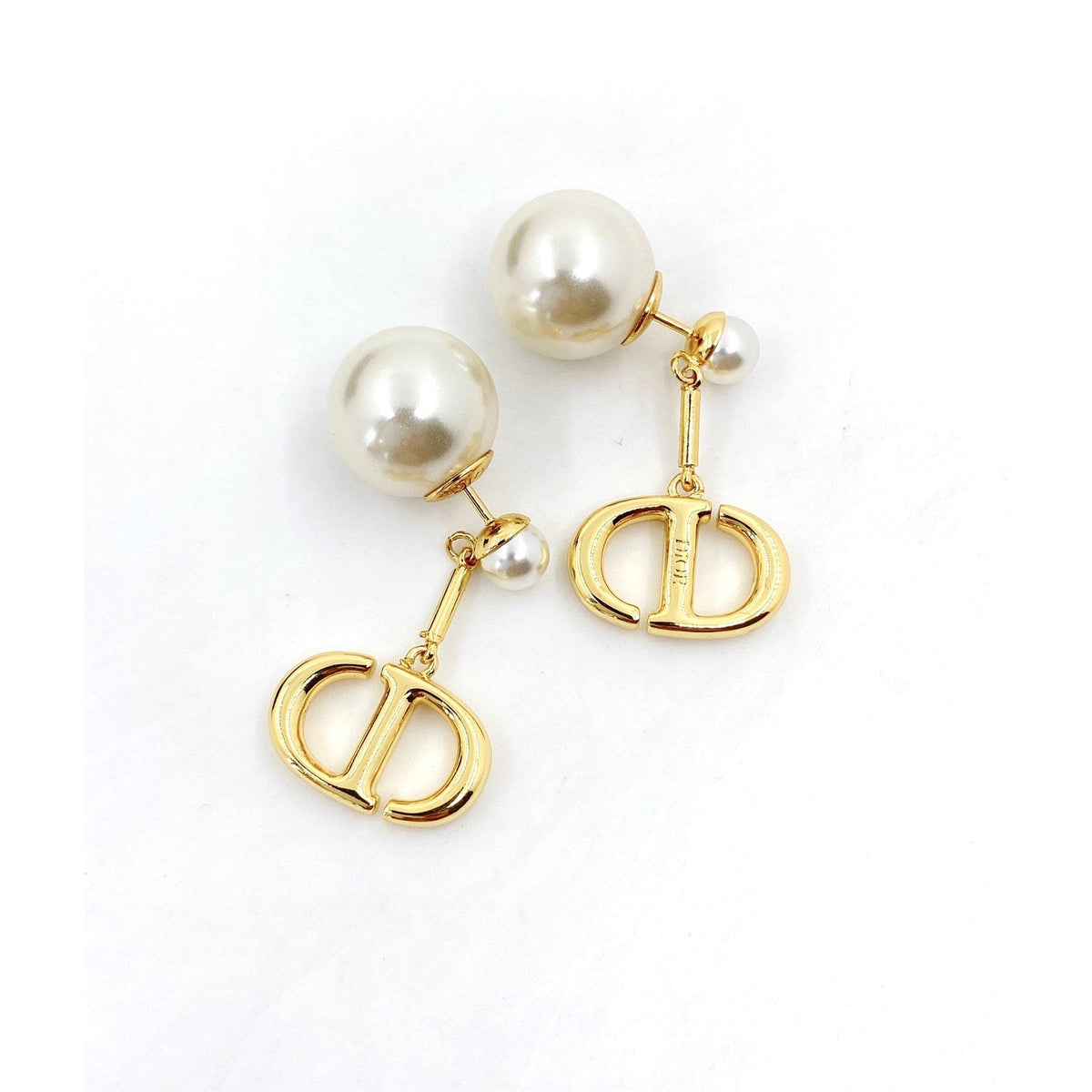 18K Dior Tribales Pearl Earrings