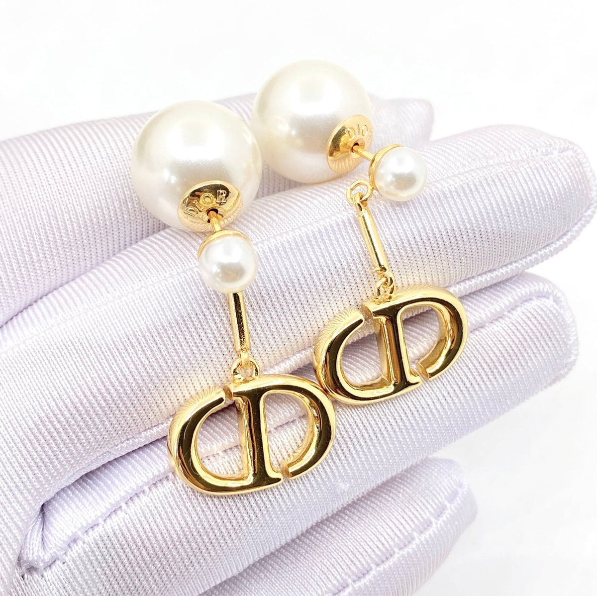 18K Dior Tribales Pearl Earrings