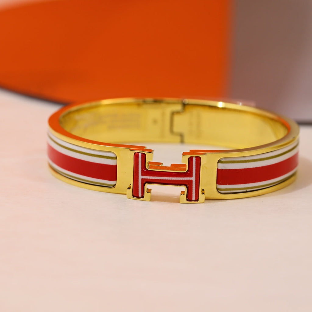 18K Clic Hermès Red & White Bracelet