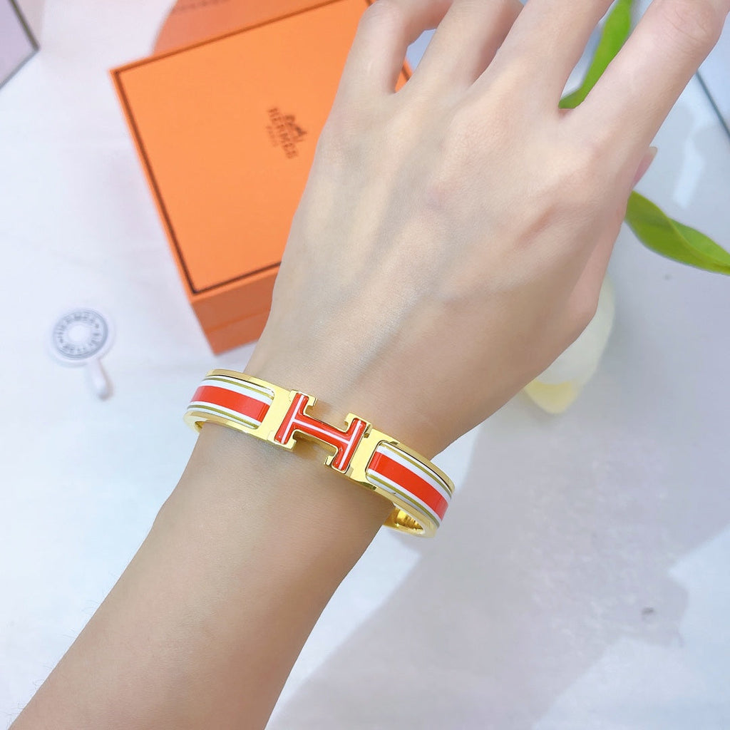 18K Clic Hermès Red & White Bracelet