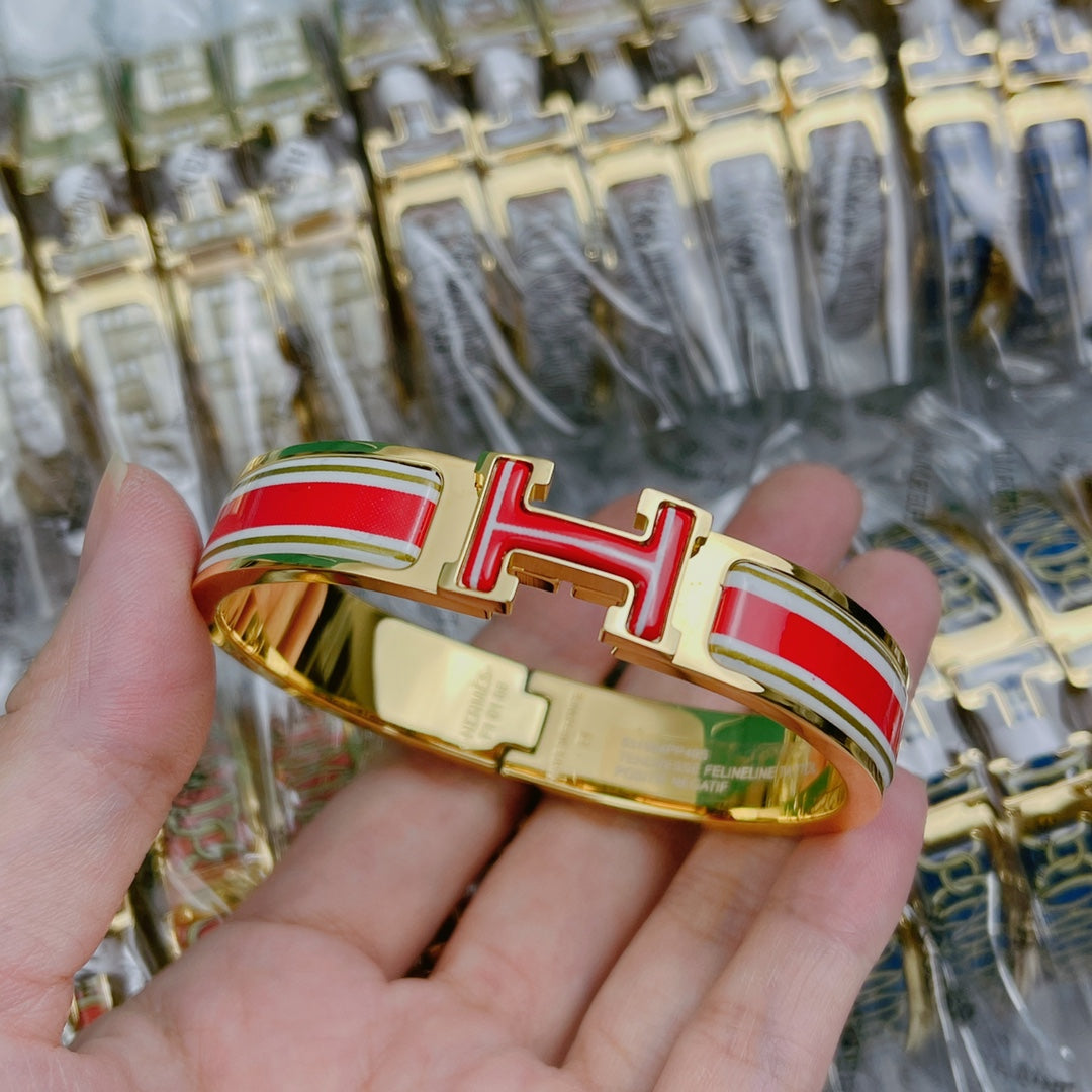 18K Clic Hermès Red & White Bracelet