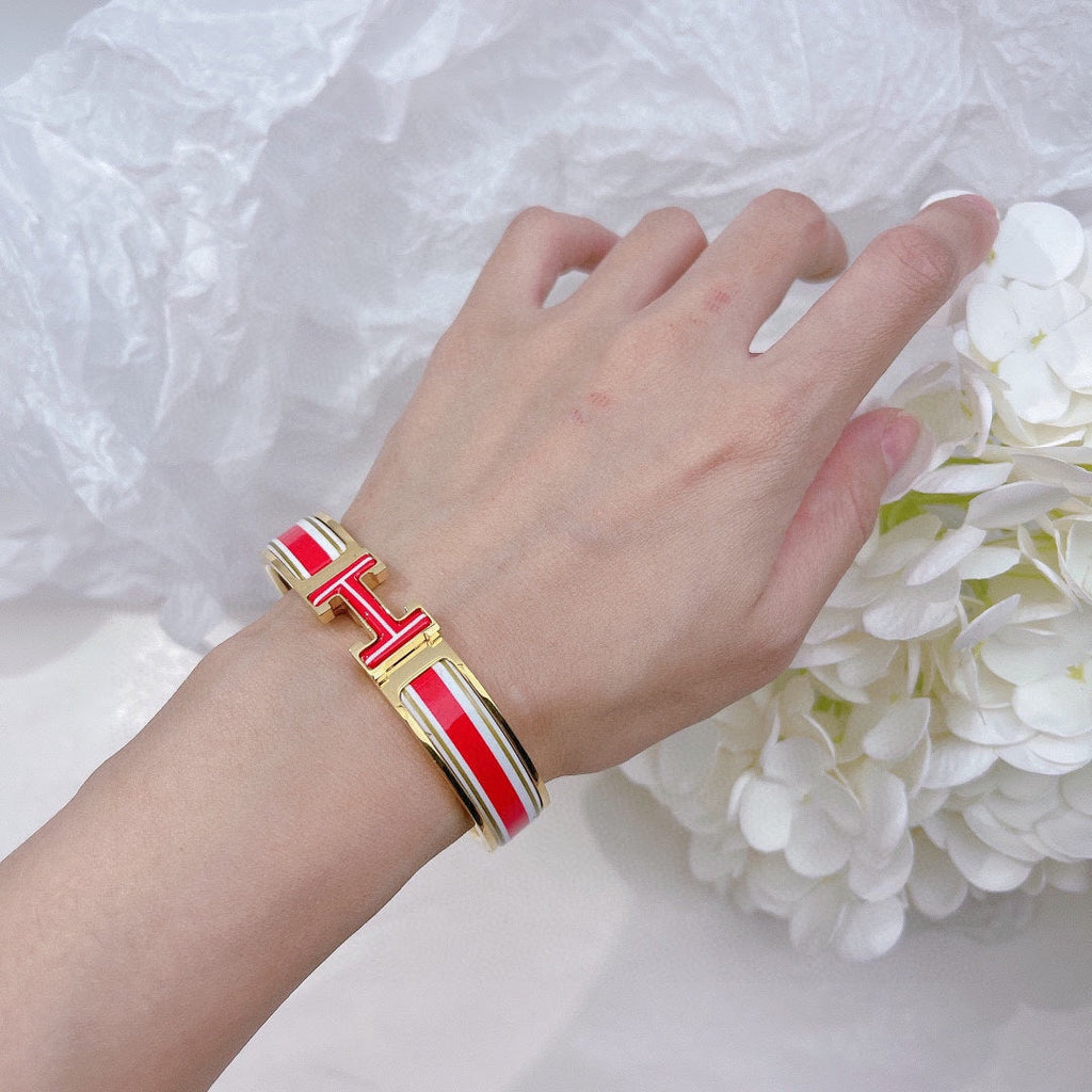 18K Clic Hermès Red & White Bracelet