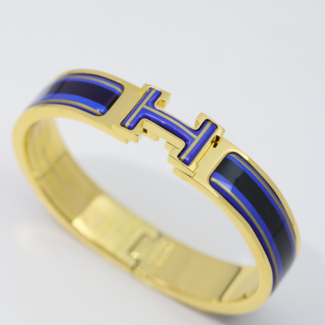 18K Clic Hermès Purple Bracelet