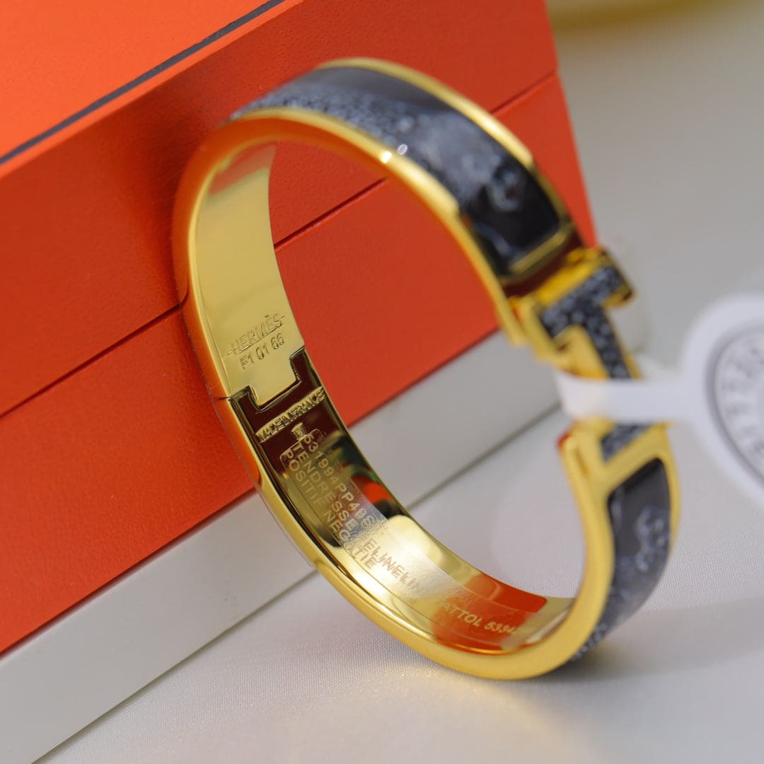 18K Guepards Clic Clac Hermès Bracelet