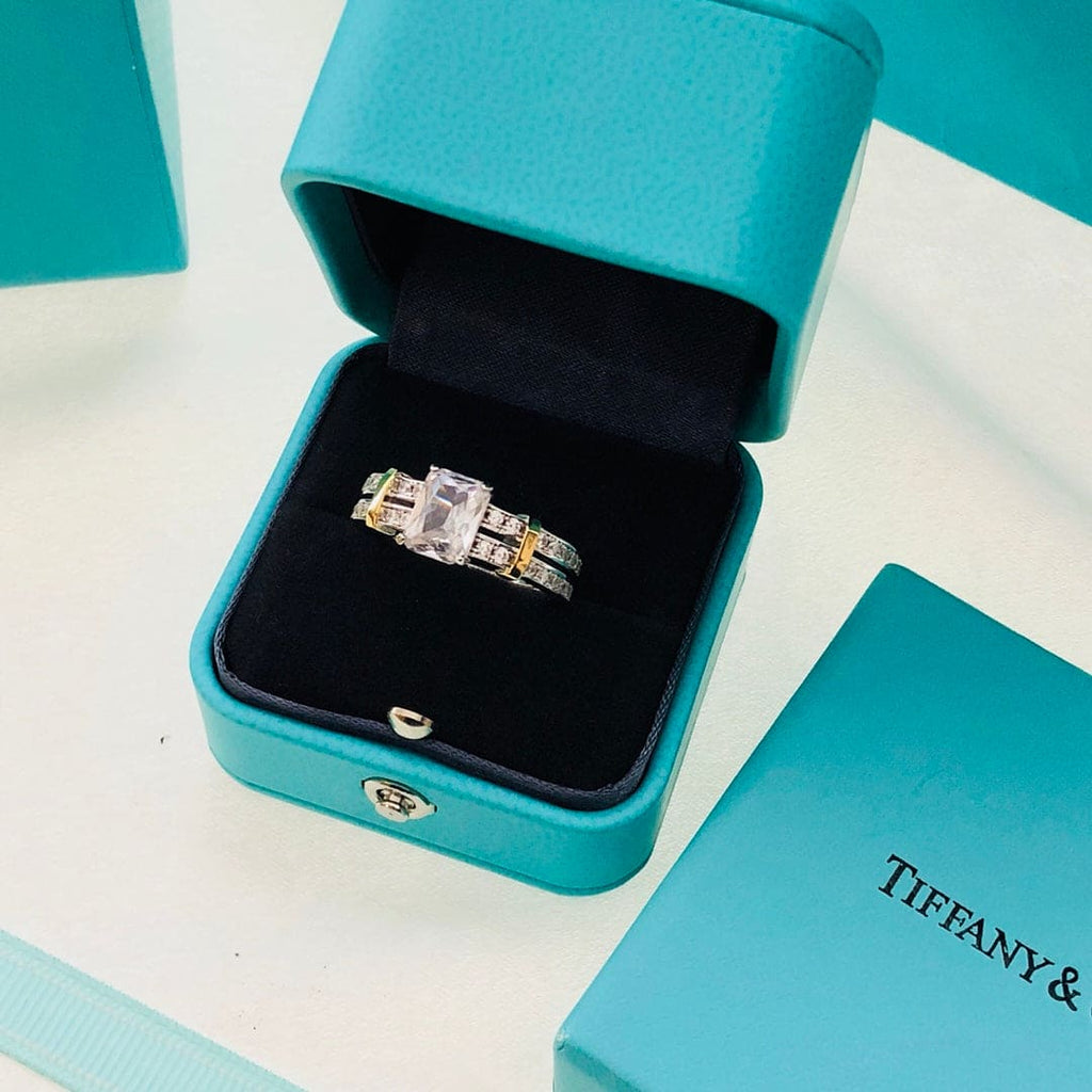 18K Tiffany & Co. Diamonds Ring