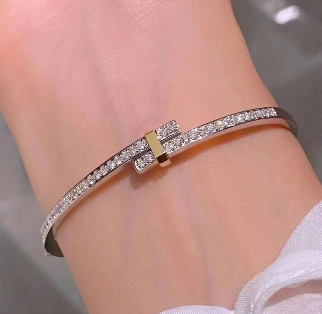 18K Tiffany & Co. Edge Hinged Bypass Bangle Bracelet