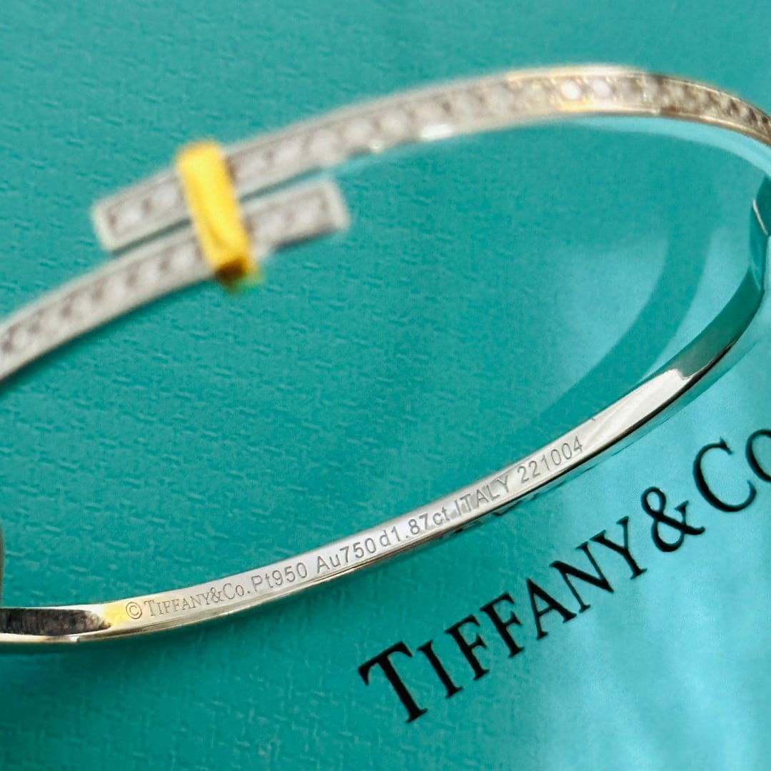 18K Tiffany & Co. Edge Hinged Bypass Bangle Bracelet