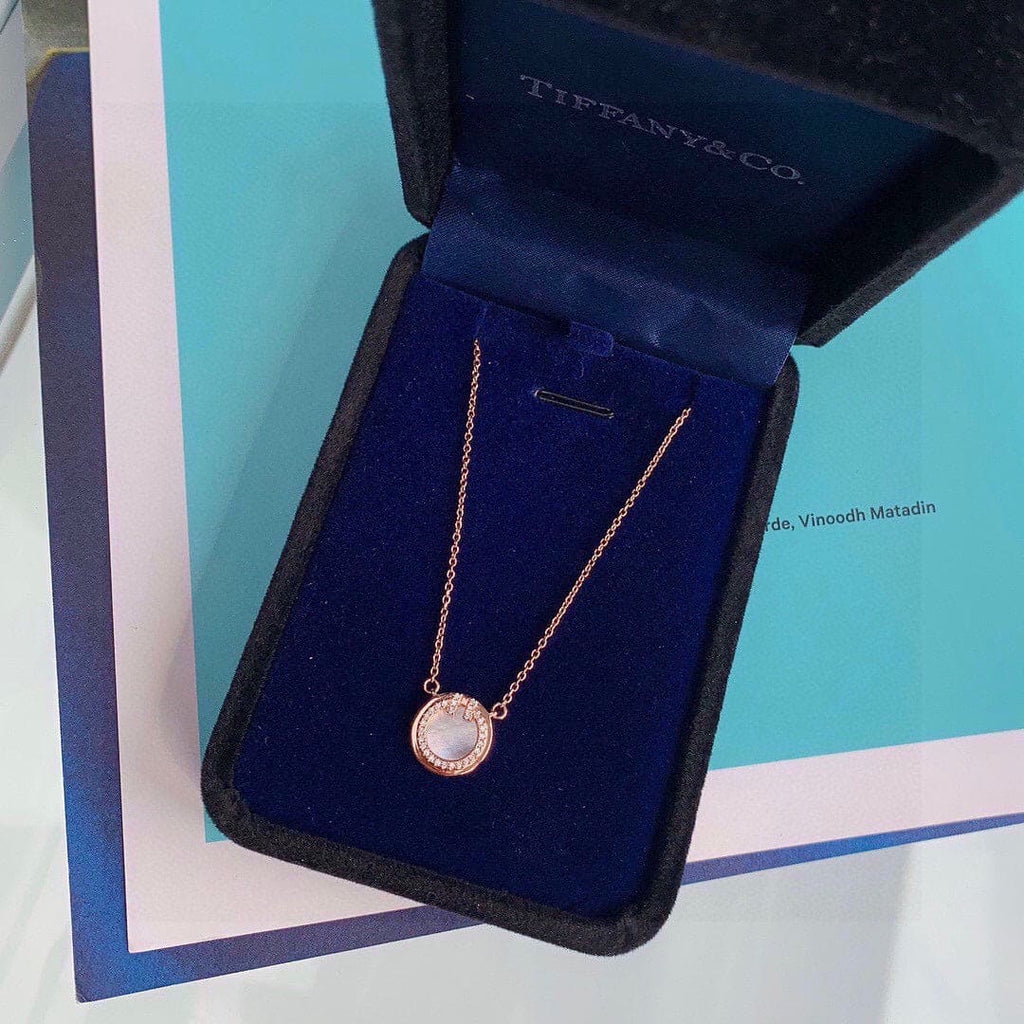 18K Tiffany & Co. Diamond & Turquoise Circle Pendant Necklace