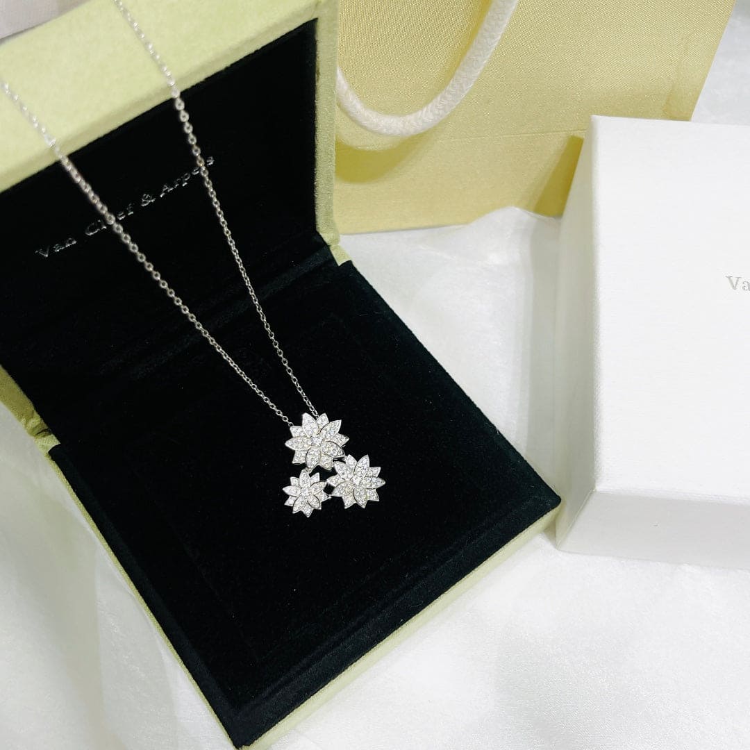 18K Van Cleef & Arpels Three Flowers Lotus Necklace