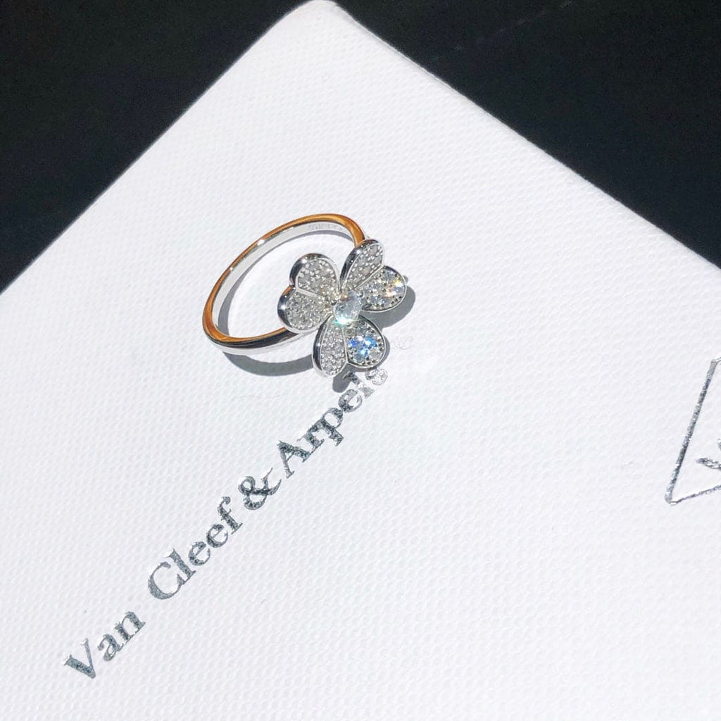 18K Van Cleef & Arpels Frivole Ring