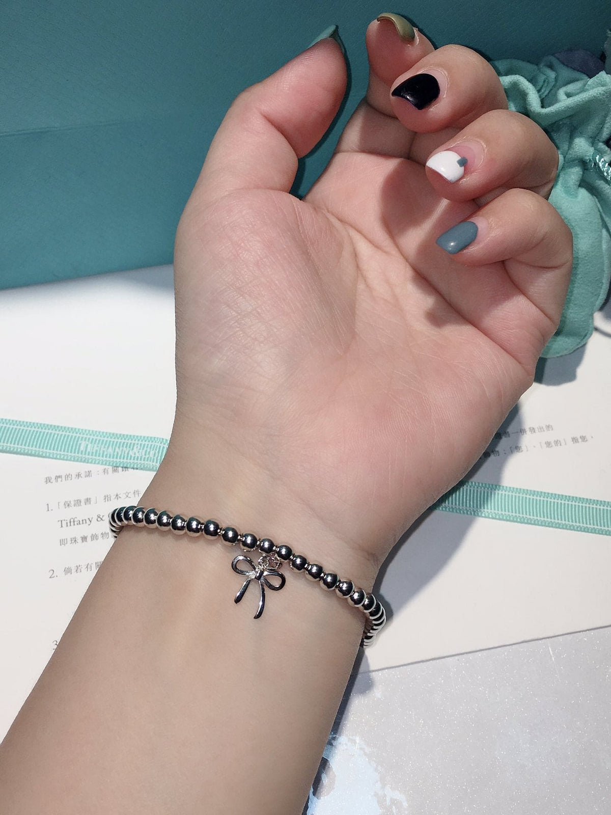 18K Tiffany & Co. Bow Charm Bead Bracelet