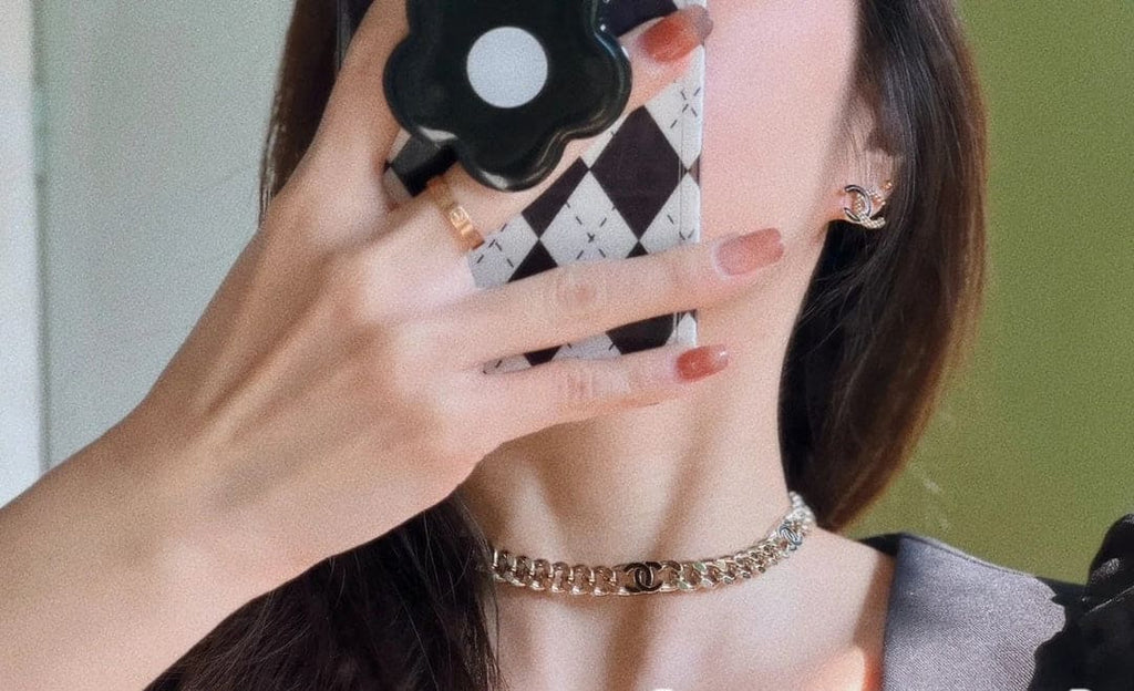 18K Black Chanel Chain Necklace