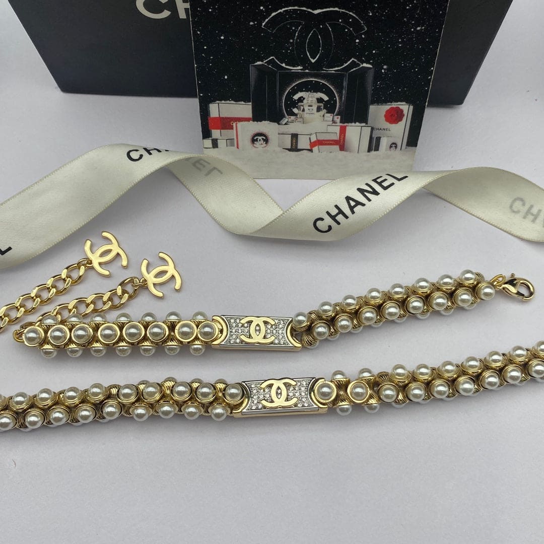 18K Chanel Pearls Chain Necklace