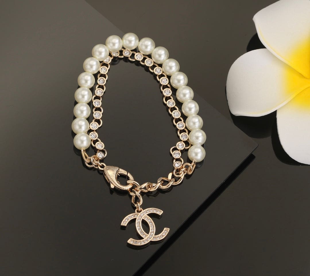 18K Pearls Chanel Chain Bracelet