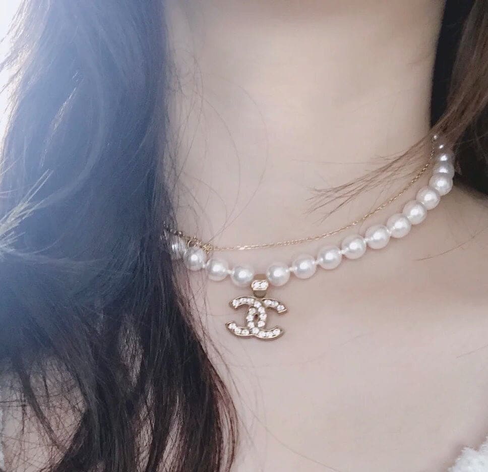 18K Chanel Diamonds Pearls Necklace