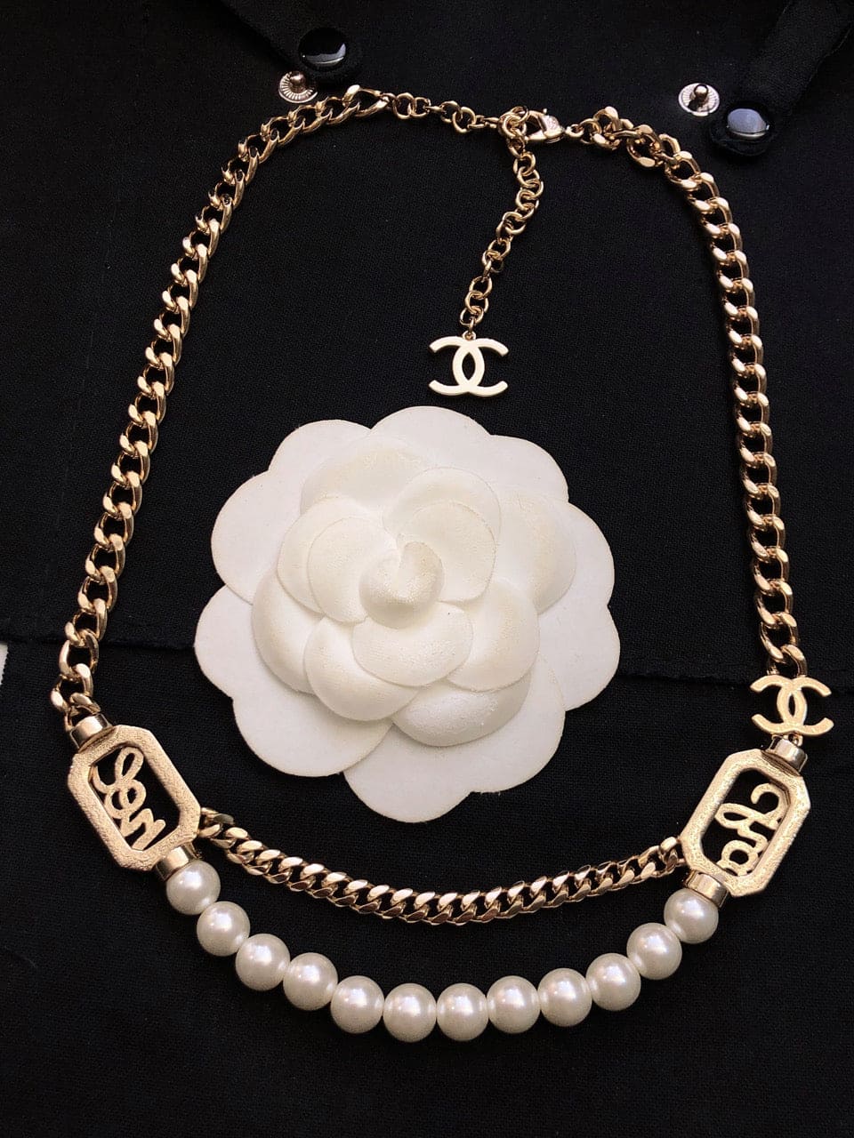 18K Chanel Diamonds Necklace