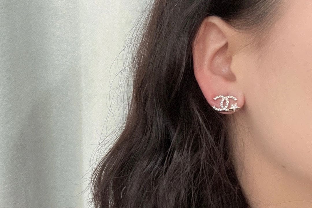 18K Chanel Star Earrings