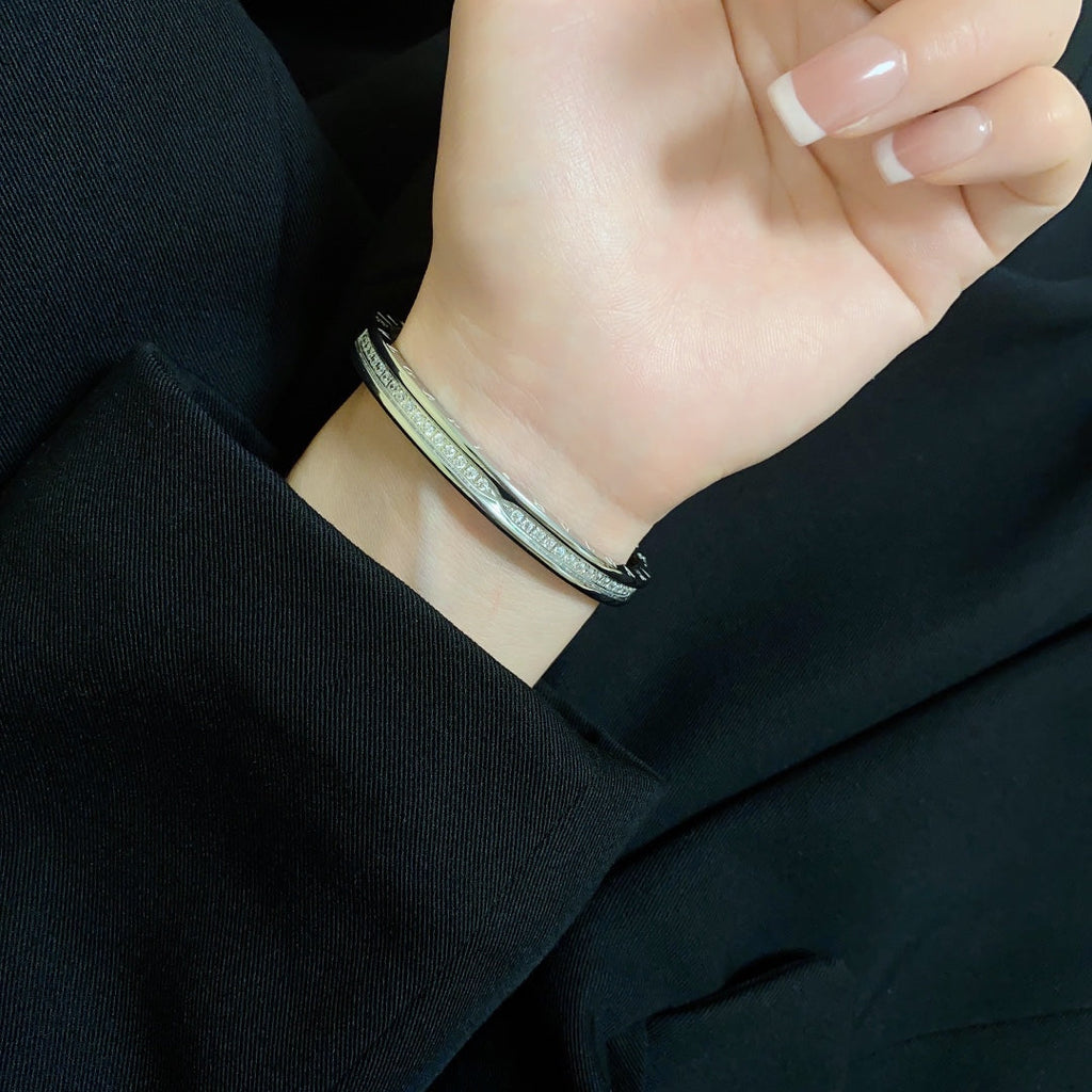 18K BVLGARI B.ZERO1 Bangle Bracelet