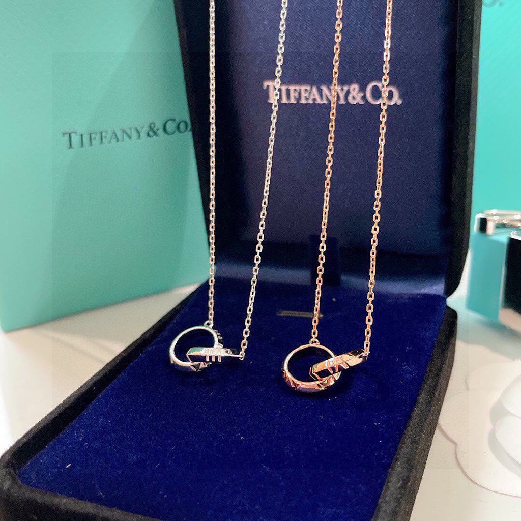 18K Tiffany & Co. Atlas X Closed Interlocking Pendant Necklace