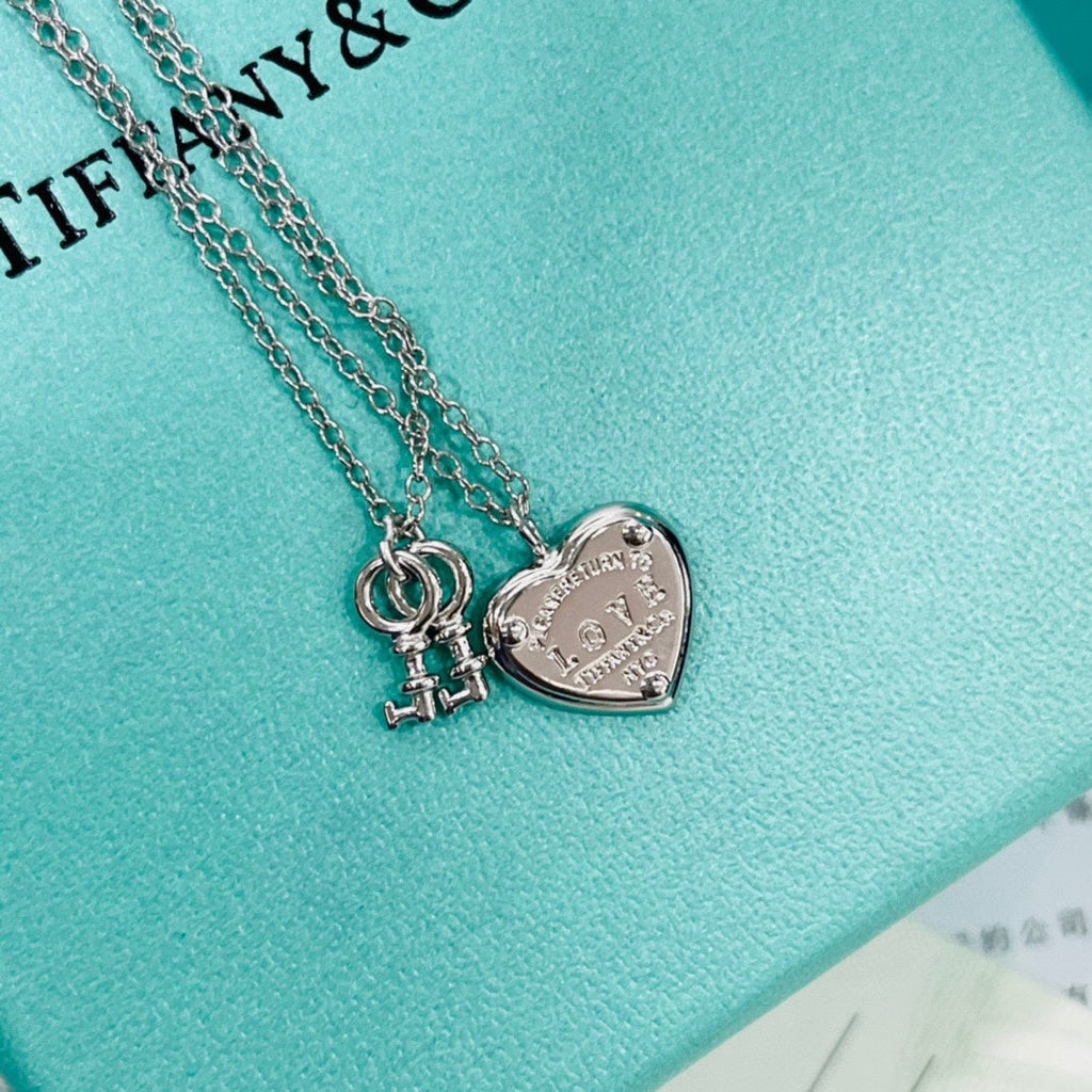 18K Tiffany & Co. Heart Tag Key Bracelet