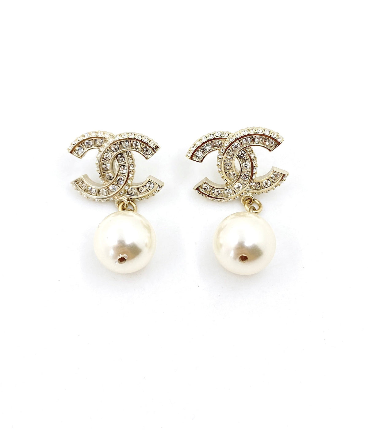 18K Chanel Pearls Earrings