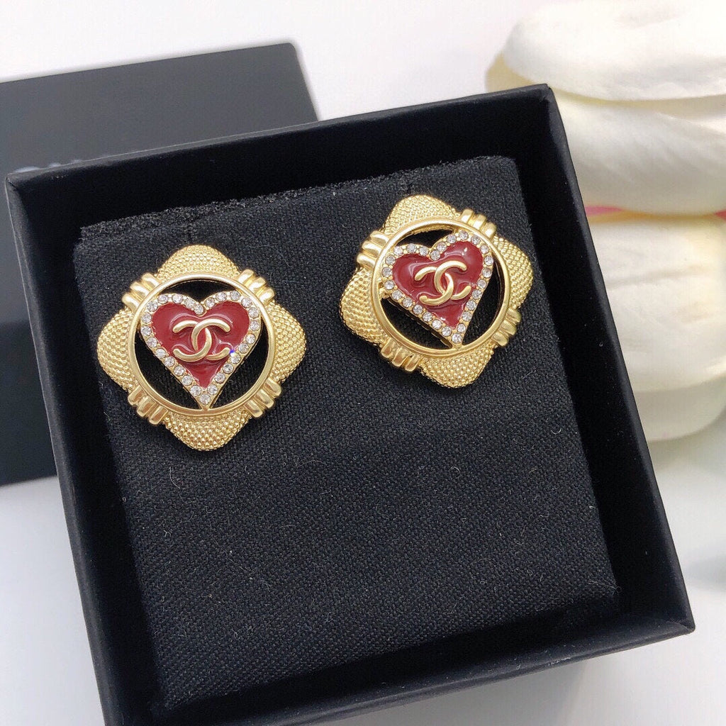 18K Chanel Heart Vintage Earrings