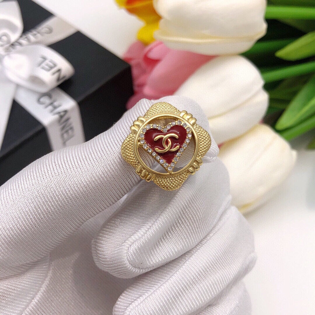 18K Chanel Heart Vintage Earrings