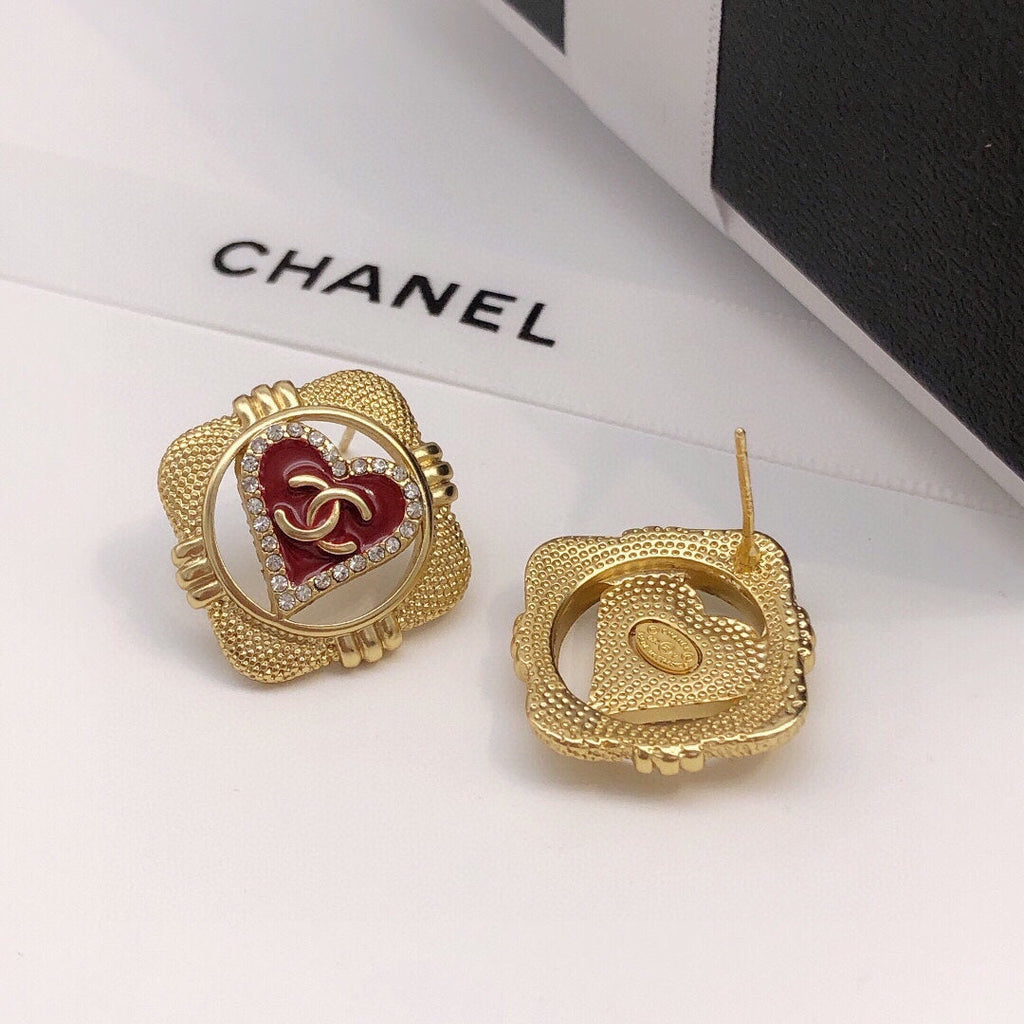 18K Chanel Heart Vintage Earrings