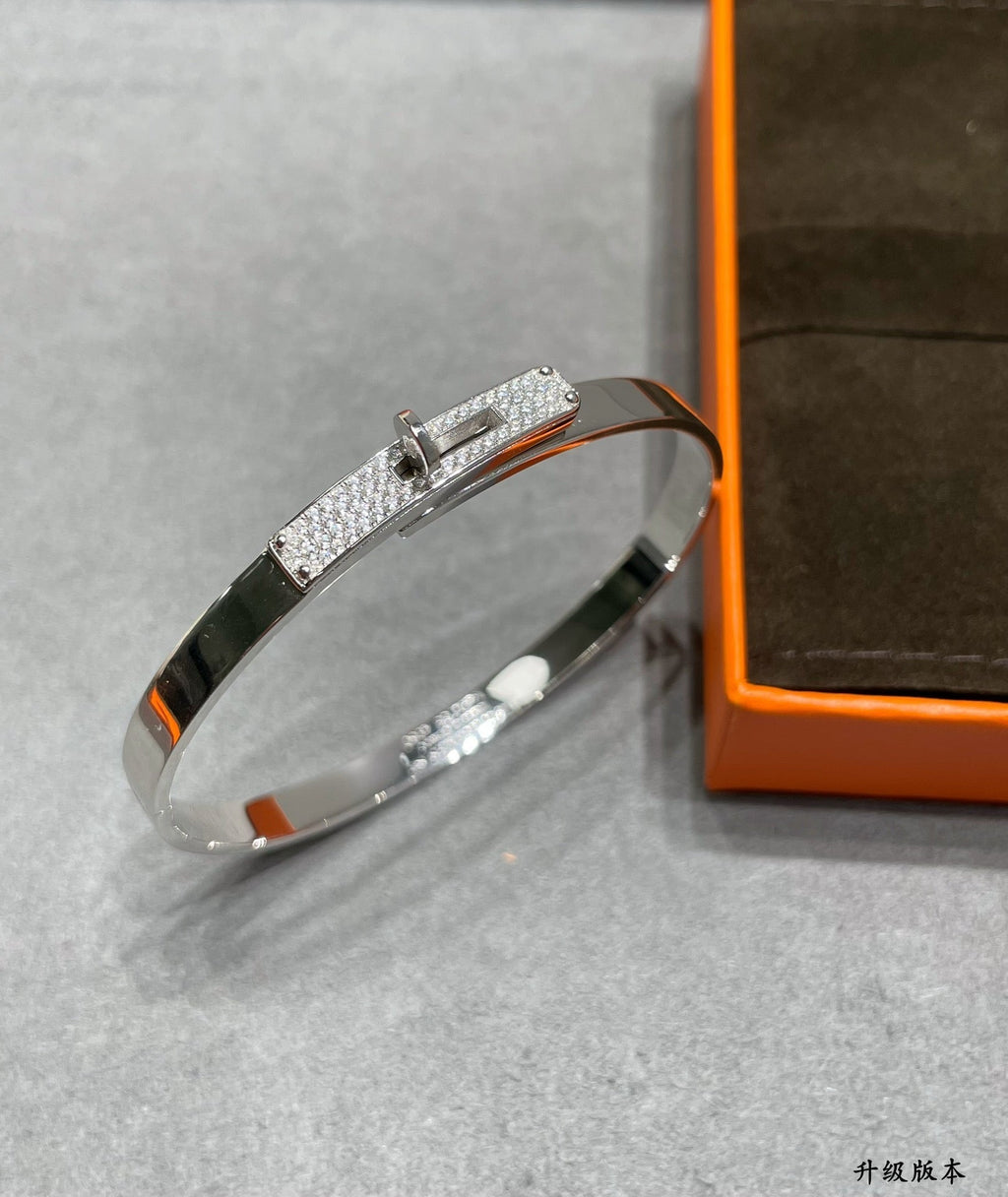 18K Kelly Small Model Diamond Hermès Bracelet