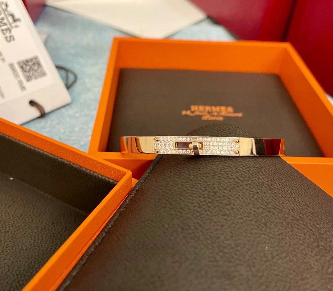 18K Kelly Small Model Diamond Hermès Bracelet